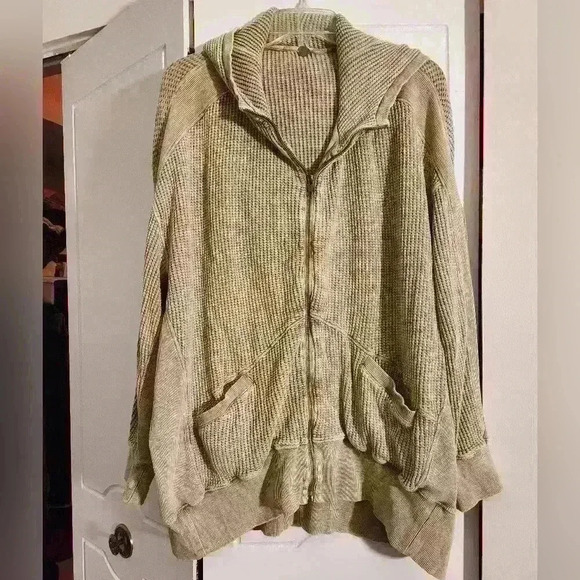 NWOT FP One Ash Hoodie | Willow Colored Dolman Sleeve Sweater Hood - Picture 2 of 4